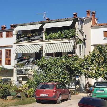 Apartments And Rooms By The Sea Rovinj - 19183 Экстерьер фото