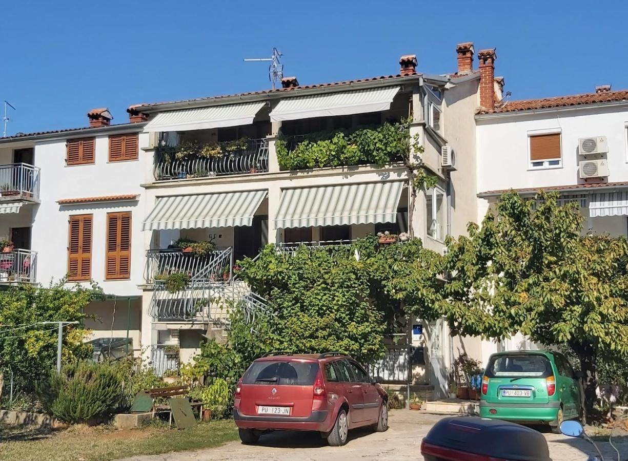 Apartments And Rooms By The Sea Rovinj - 19183 Экстерьер фото